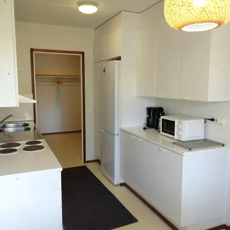 아파트 Spacious For 4 With Sauna